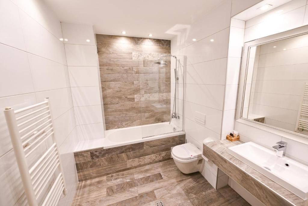 Standard Suite room - Image 2