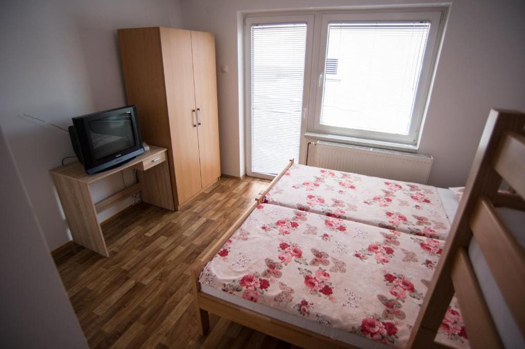 Quadruple Room with Balcony room - Image 3