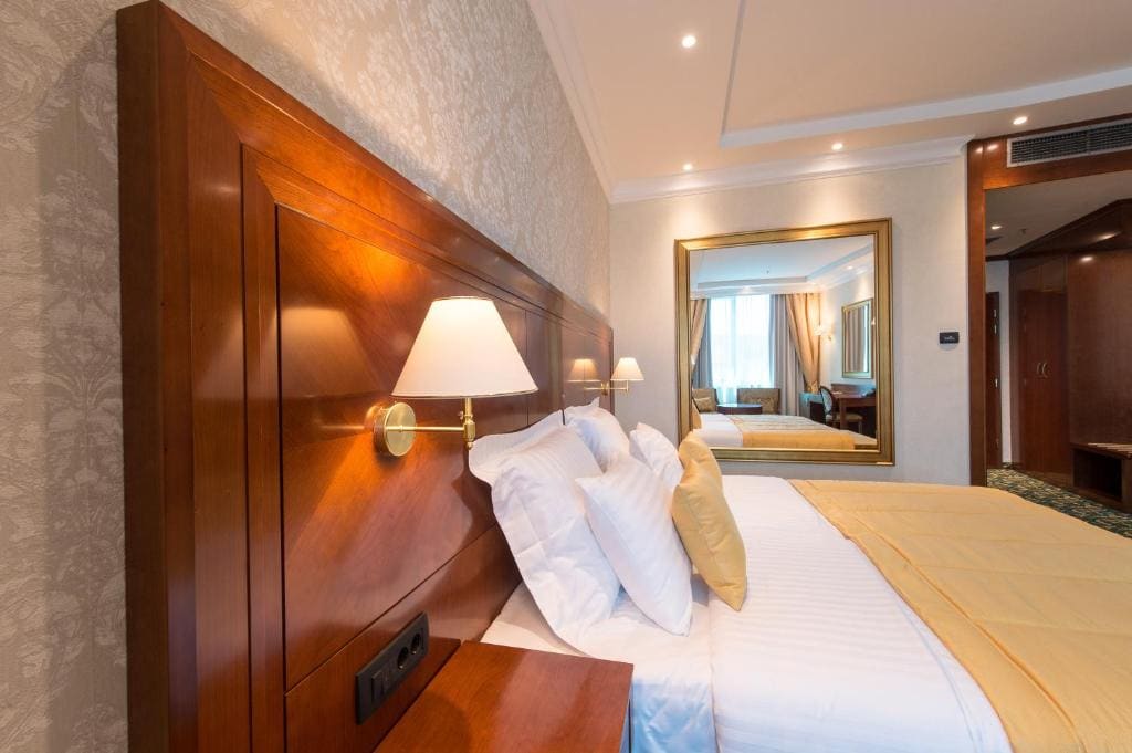 Deluxe Twin Room room - Image 1