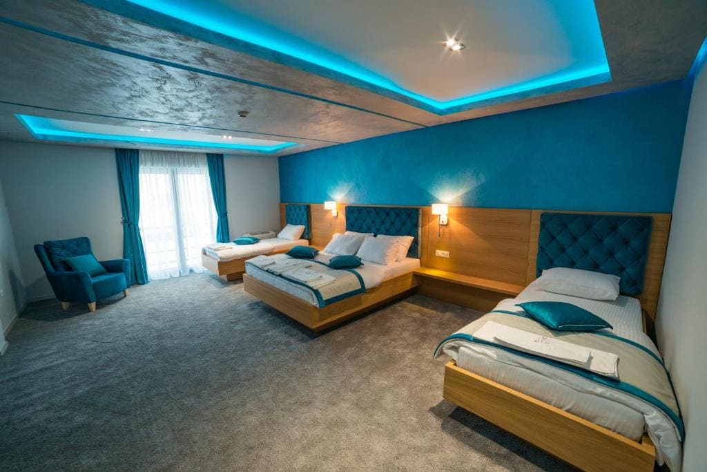 Quadruple Room room - Image 3