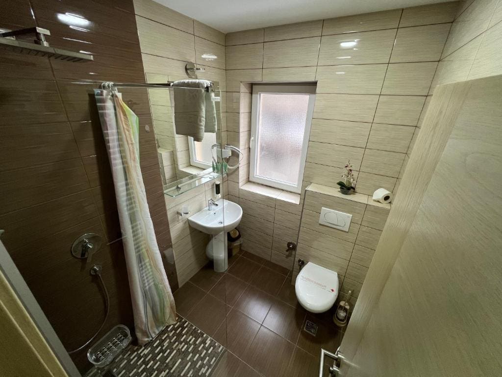 Comfort Triple Room room - Image 1