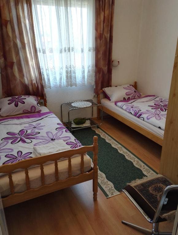Twin Room room - Image 1