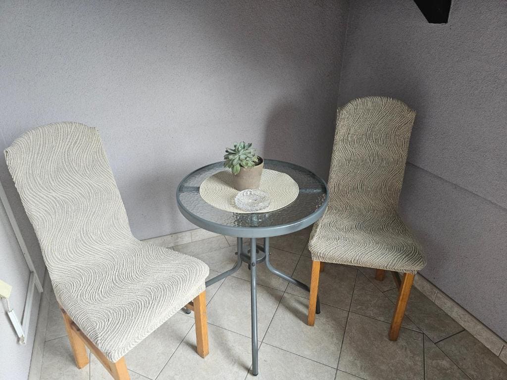 Family Room with Balcony room - Image 1