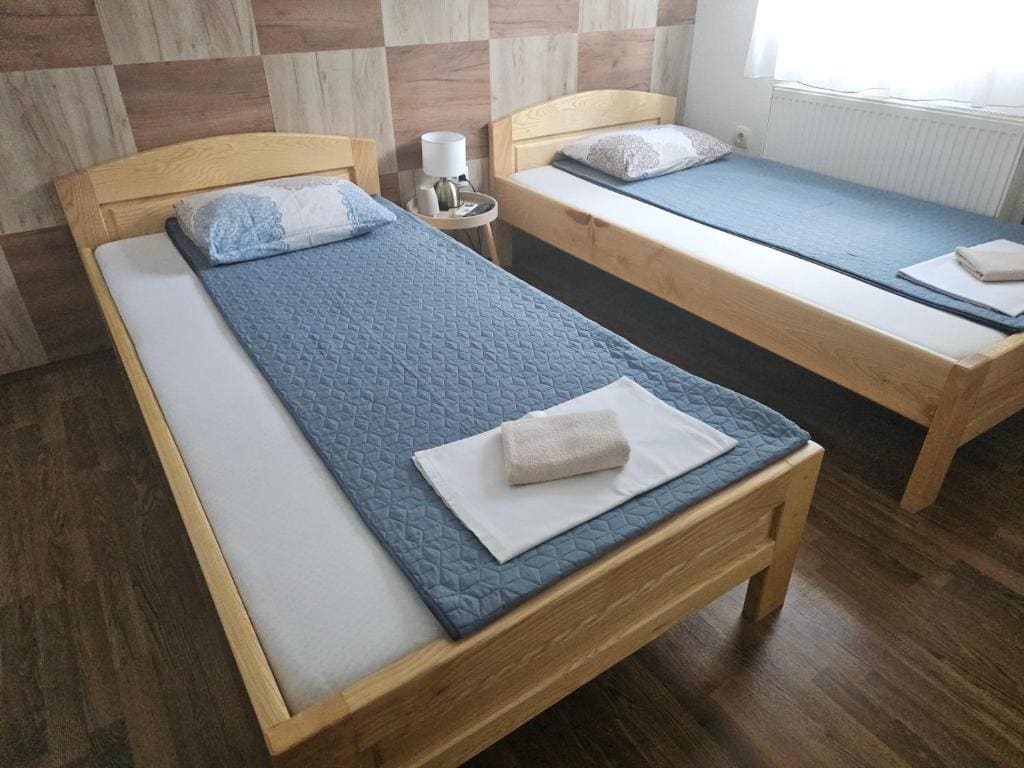 Twin Room room - Image 1