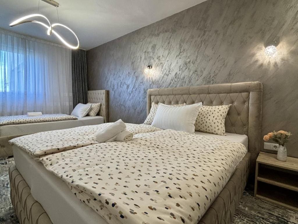 Apartment room - Image 2