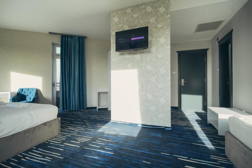 Family Junior Suite room - Image 2