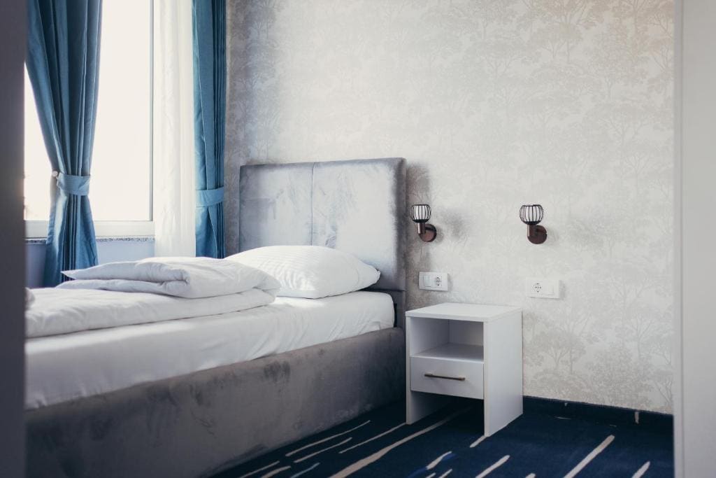 Twin Room room - Image 2