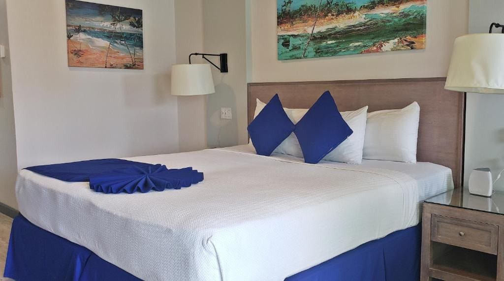 Partial Ocean View Room room - Image 1