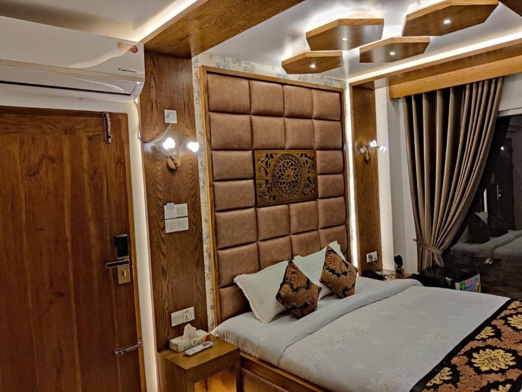 Superior Double Room room - Image 3