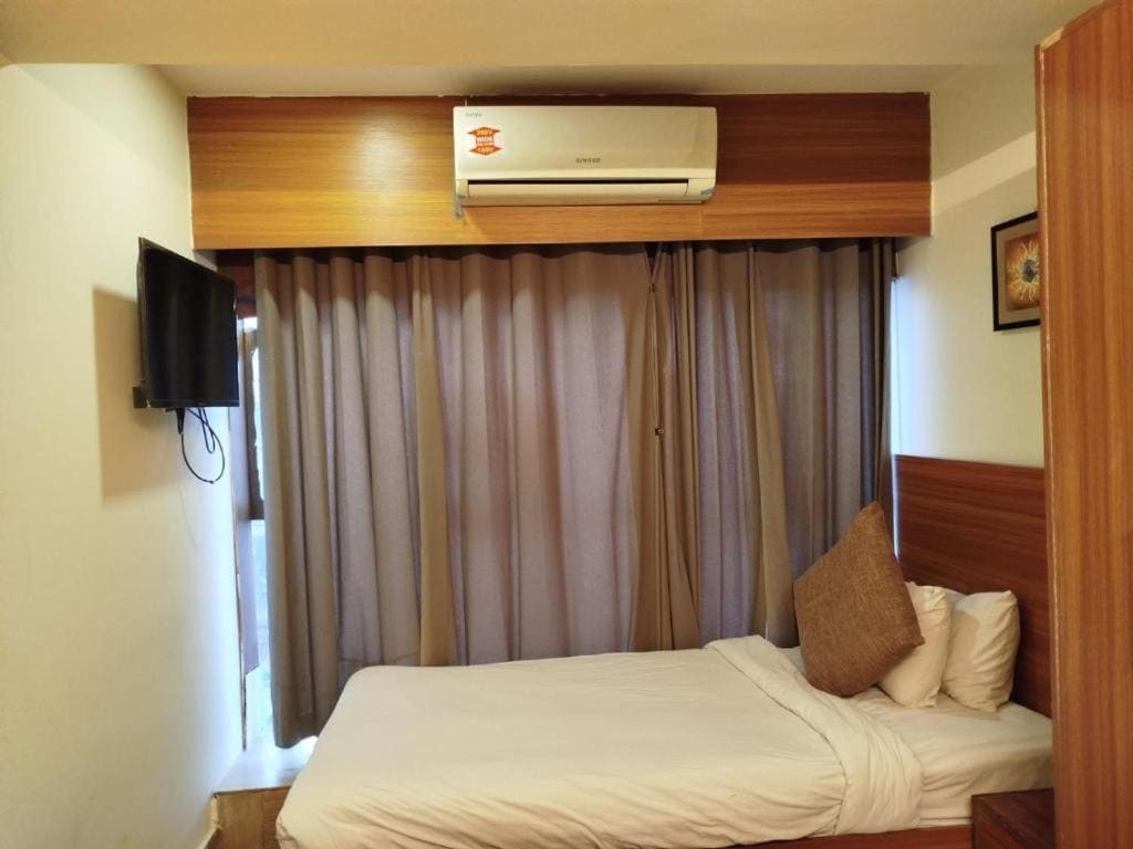 Deluxe Double Room room - Image 3
