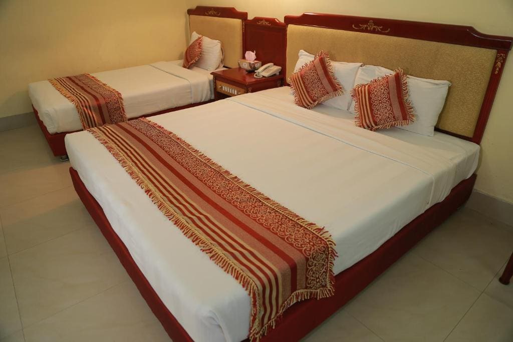 Triple Room with Bathroom room - Image 3