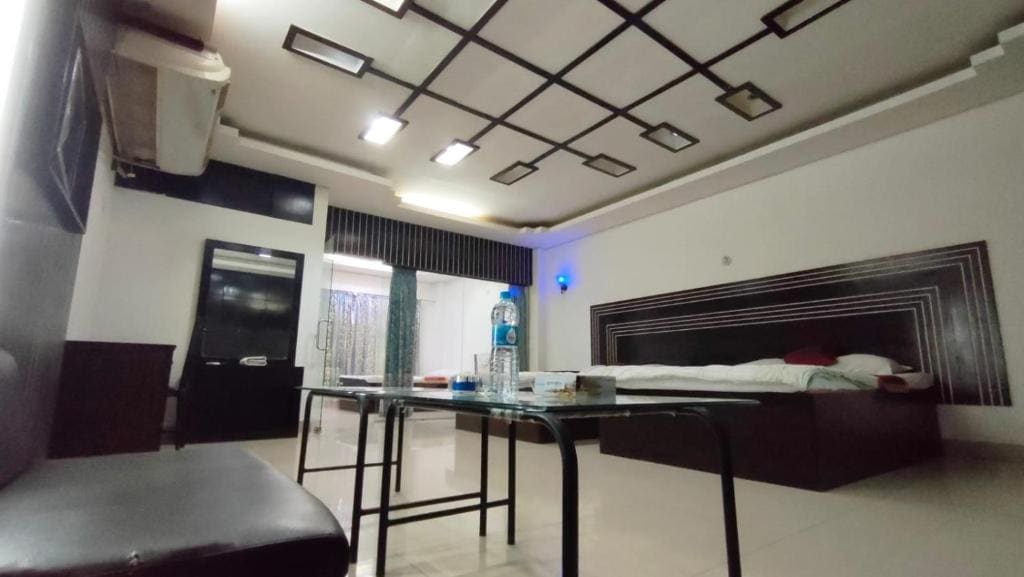 Deluxe Triple Room room - Image 1