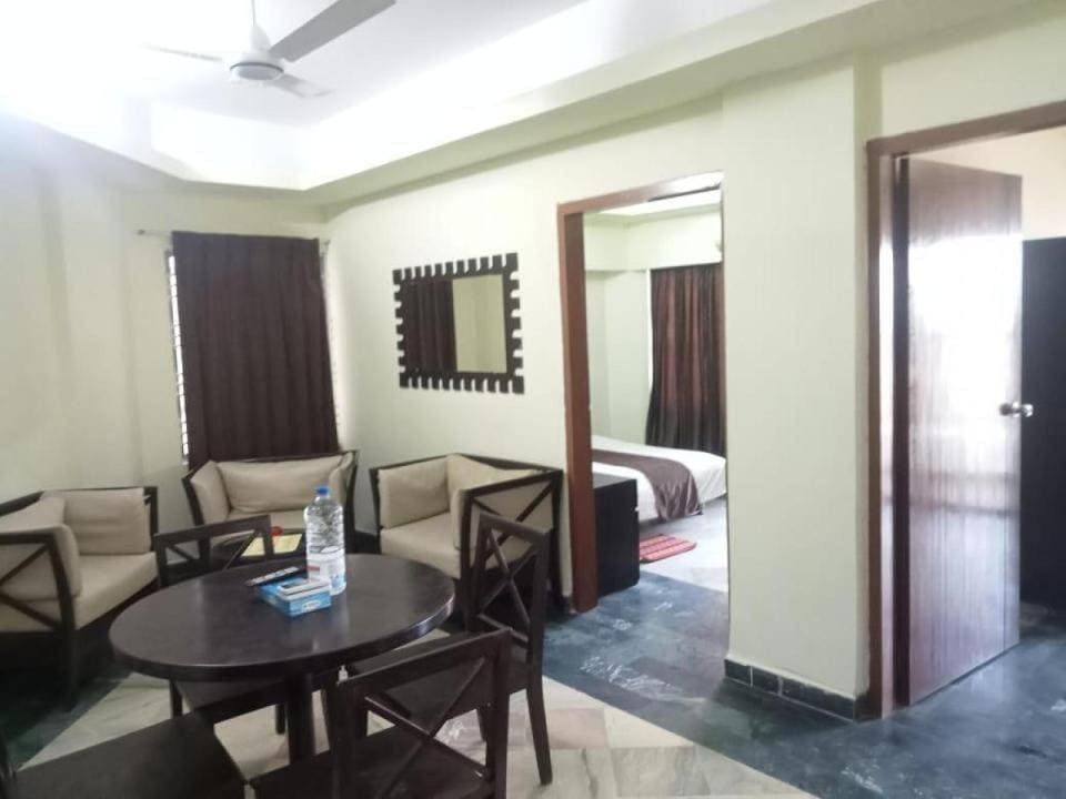 Deluxe Family Suite room - Image 3