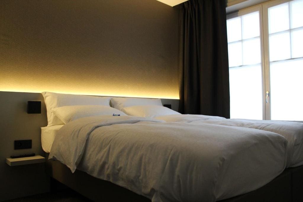 Family Room room - Image 1