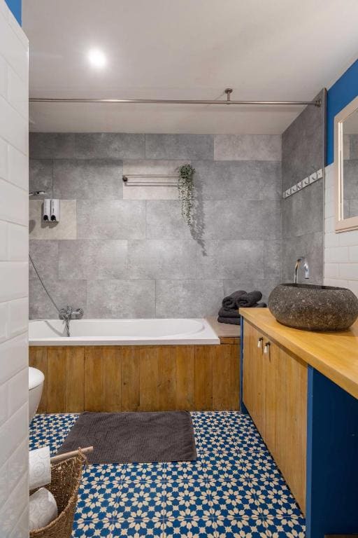Cottage room - Image 2
