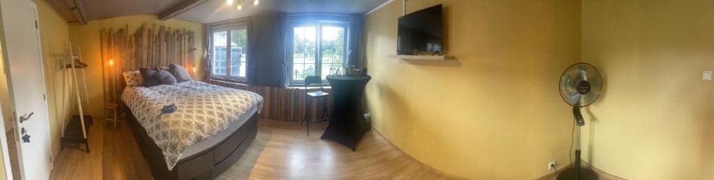 Double Room with Garden View room - Image 1