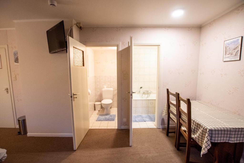 Superior Double Room room - Image 3