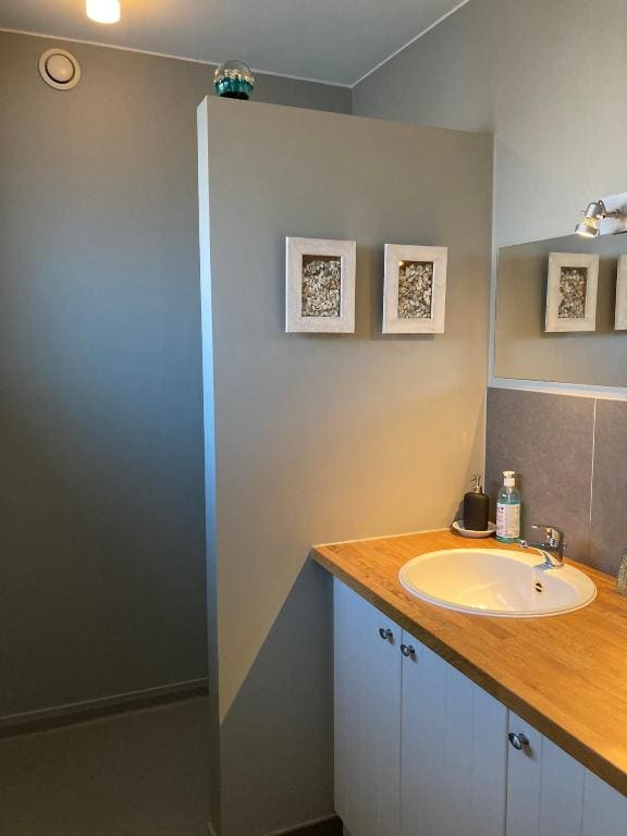 Double or Twin Room with Private External Bathroom room - Image 3