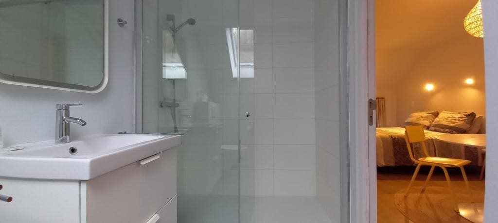 Deluxe Double or Twin Room room - Image 2