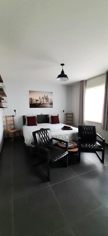Double Room with Private Bathroom room - Image 1