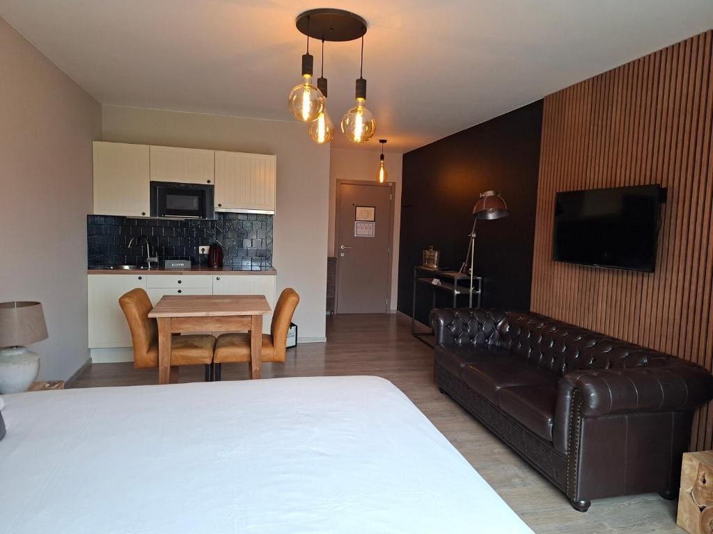Double Room with Patio room - Image 2