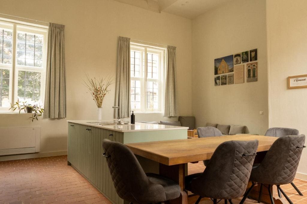 Two-Bedroom House room - Image 3