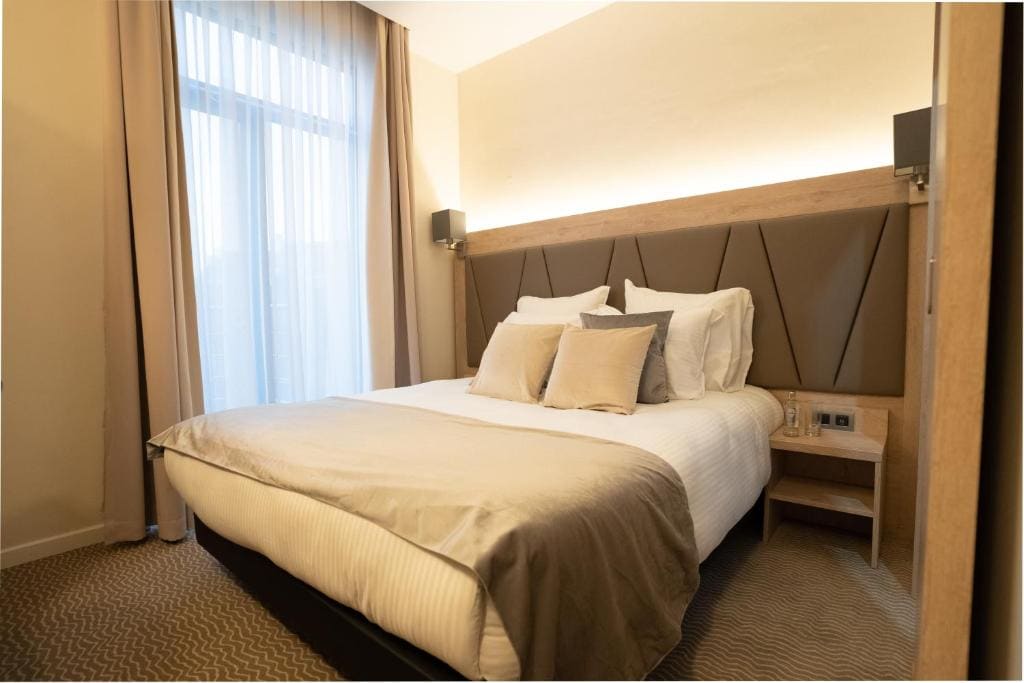 Standard Double Room room - Image 2