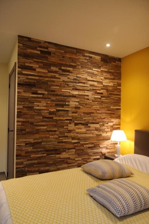 Deluxe King Room room - Image 2
