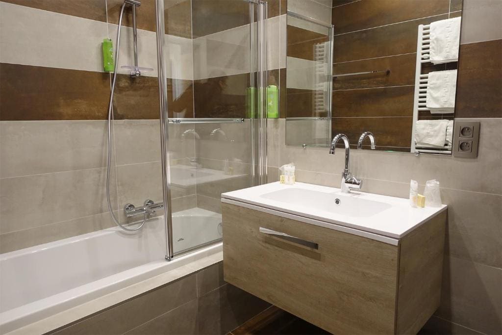 Superior Double Room room - Image 2