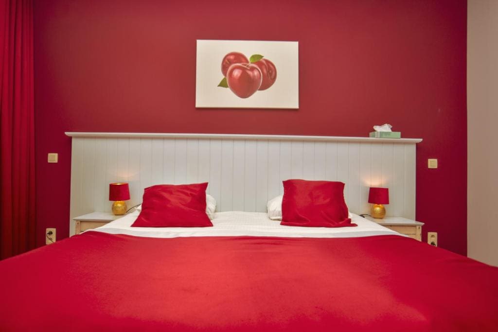 Family Room room - Image 1