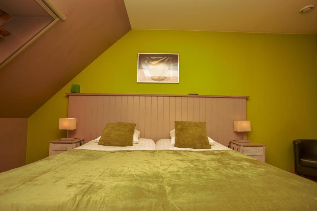 Standard Twin Room room - Image 1