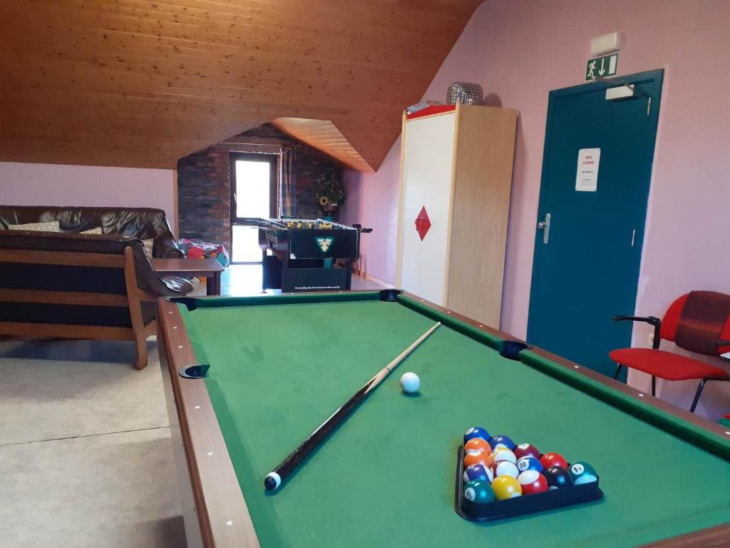 Five-Bedroom House room - Image 2