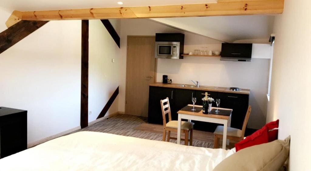 Deluxe Double or Twin Room room - Image 3