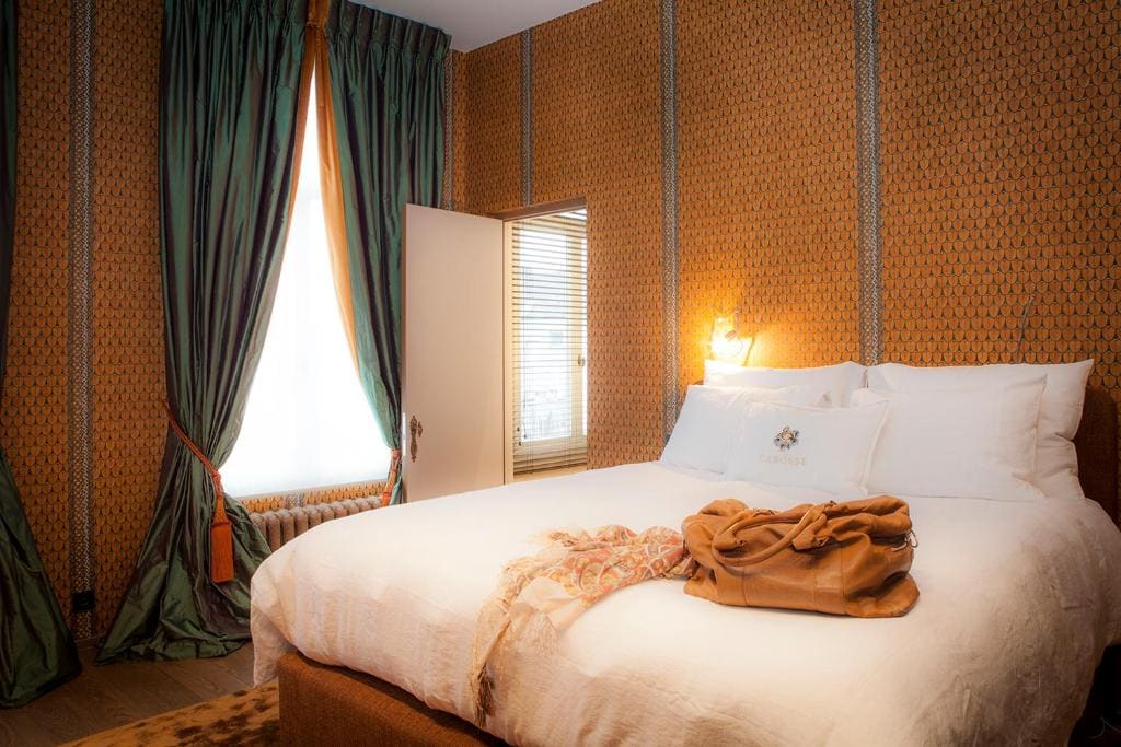 King Suite room - Image 2