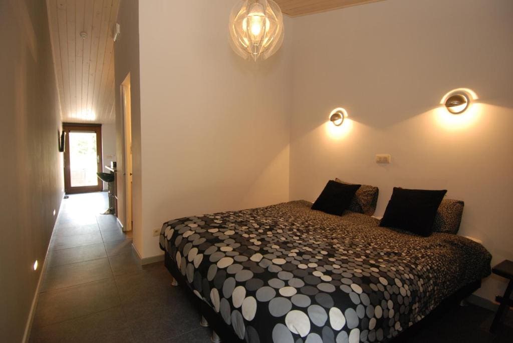 Deluxe King Room room - Image 1