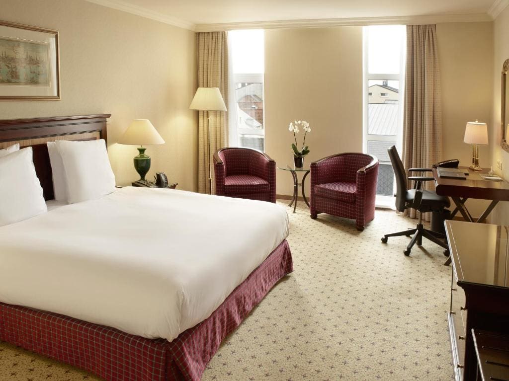 Deluxe King Room room - Image 1