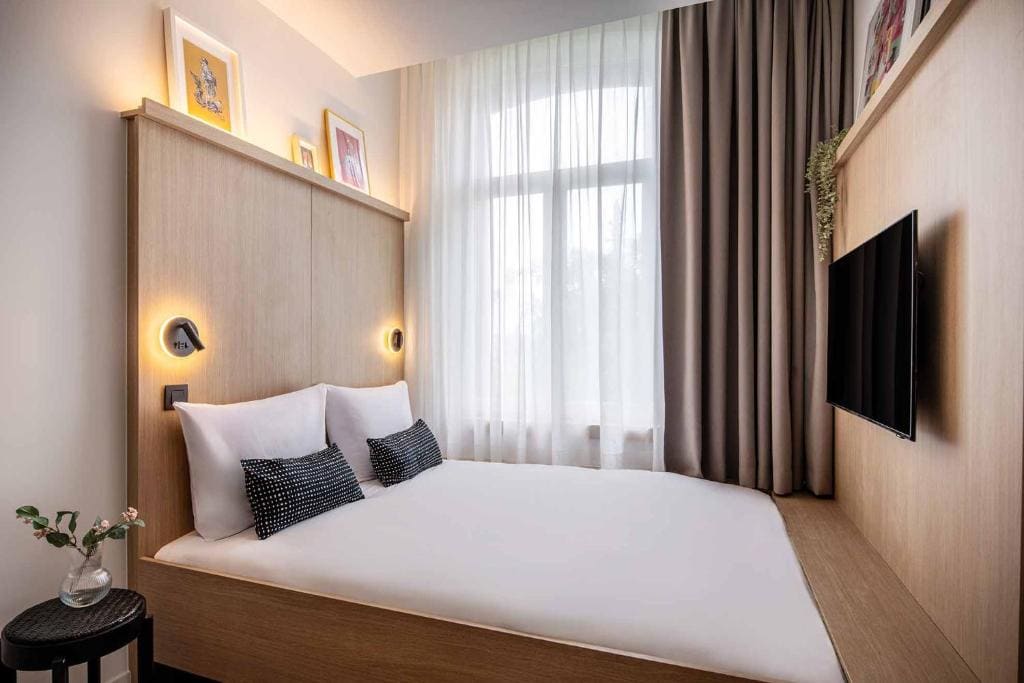 Small Double Room room - Image 3
