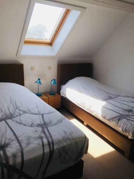 Four-Bedroom House room - Image 2