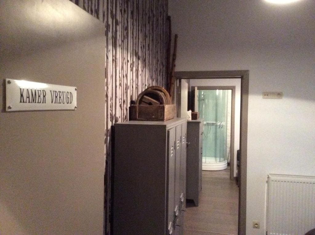 Four-Bedroom House room - Image 1