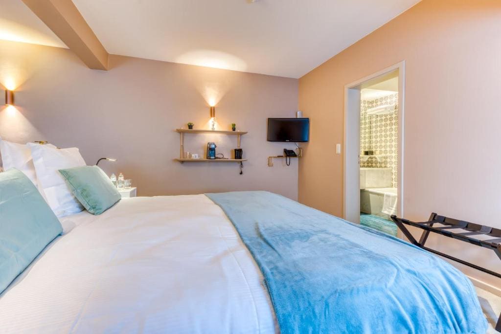 Suite room - Image 2