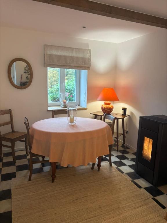 Room room - Image 3