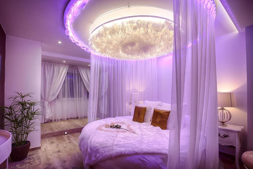 Suite with Sauna room - Image 2
