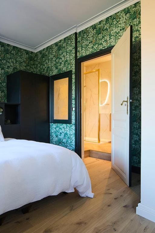 Superior King or Twin Room room - Image 3
