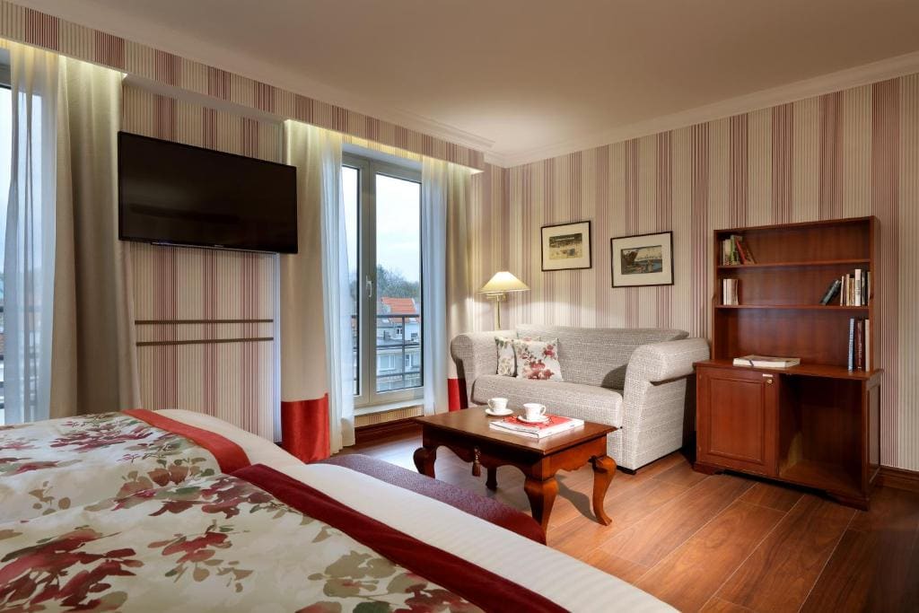 Deluxe Double Room room - Image 3