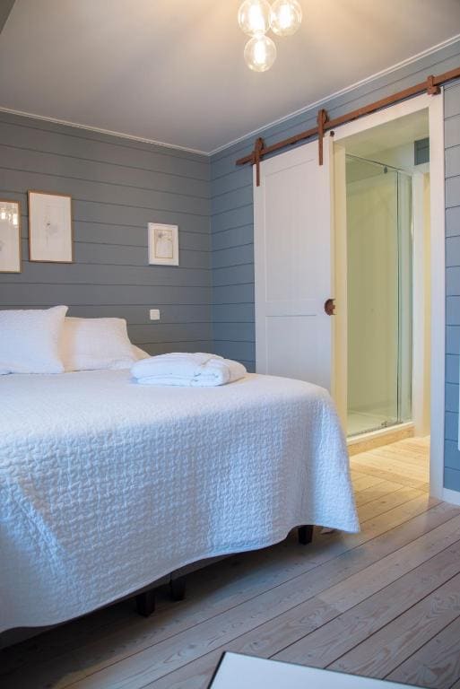 Double Room with Private Bathroom room - Image 3