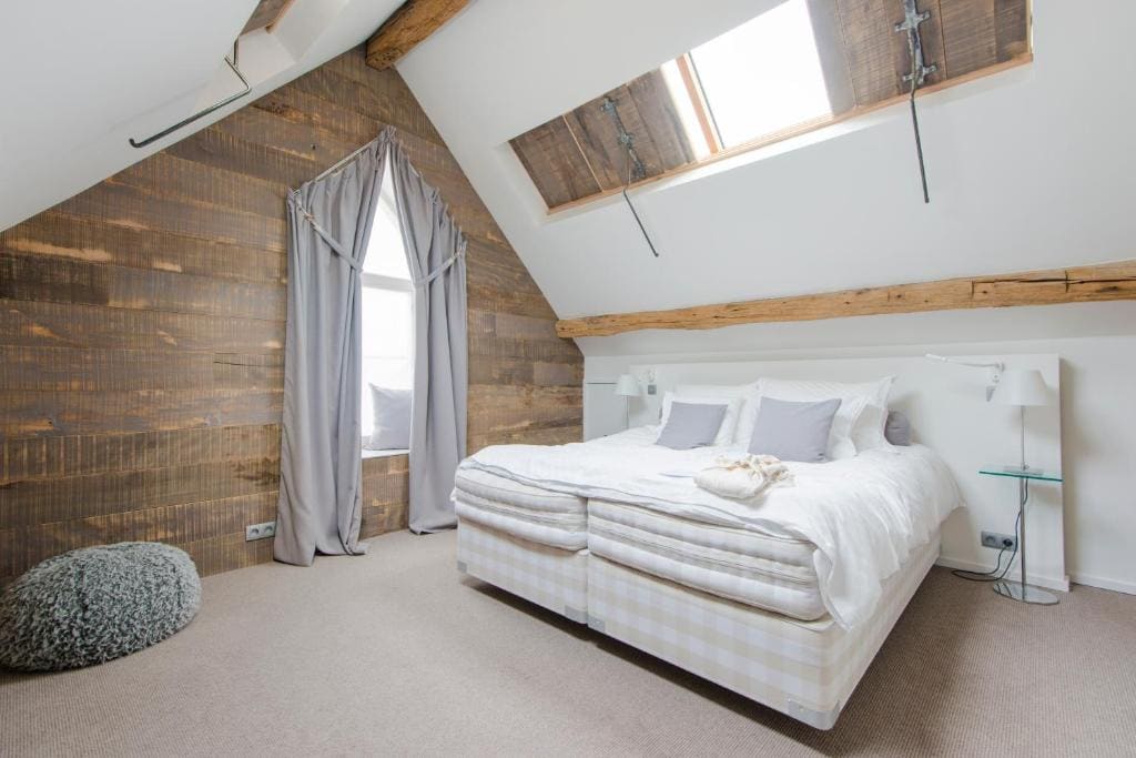 Suite room - Image 3