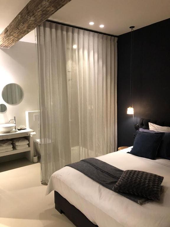 Deluxe Double or Twin Room room - Image 1