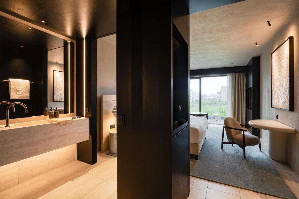 Collection Room with Terrace and Garden View room - Image 2