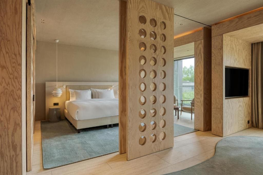 Suite room - Image 3
