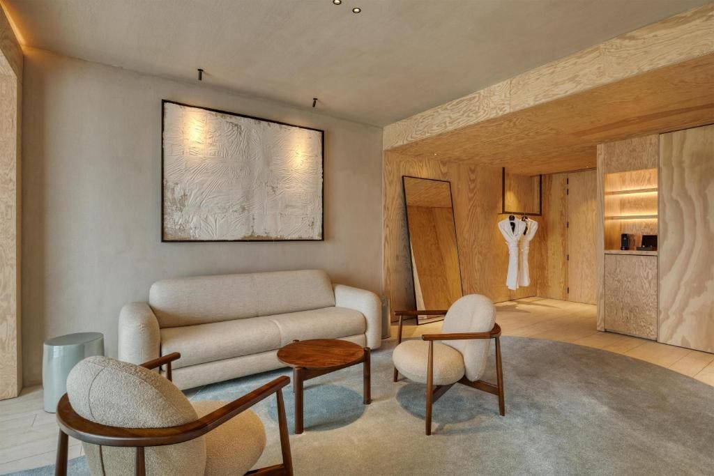 Suite room - Image 2